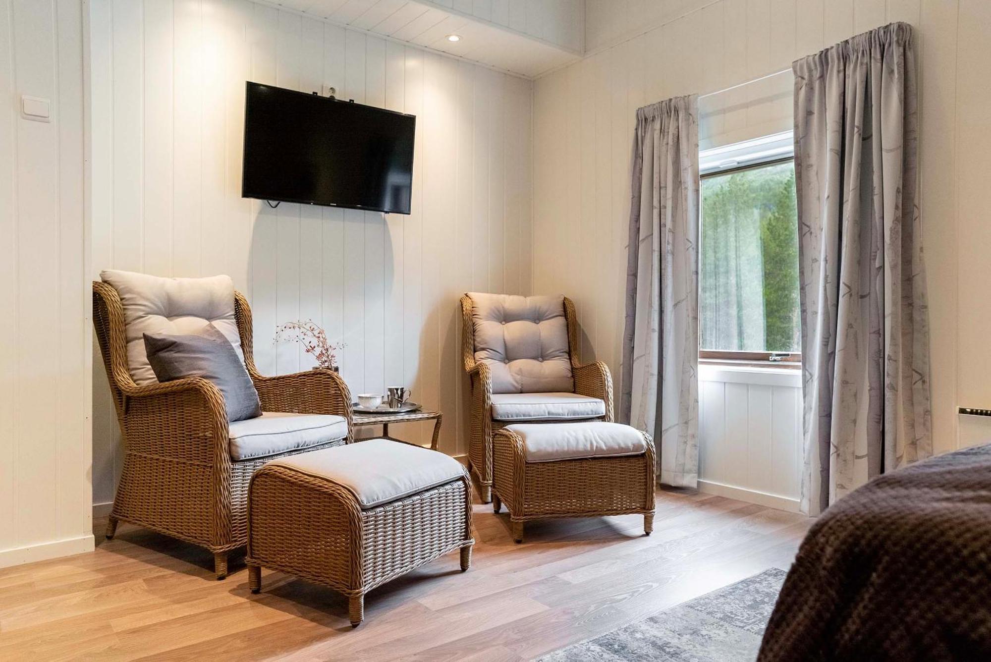 Reisa Lodge Storslett Room photo