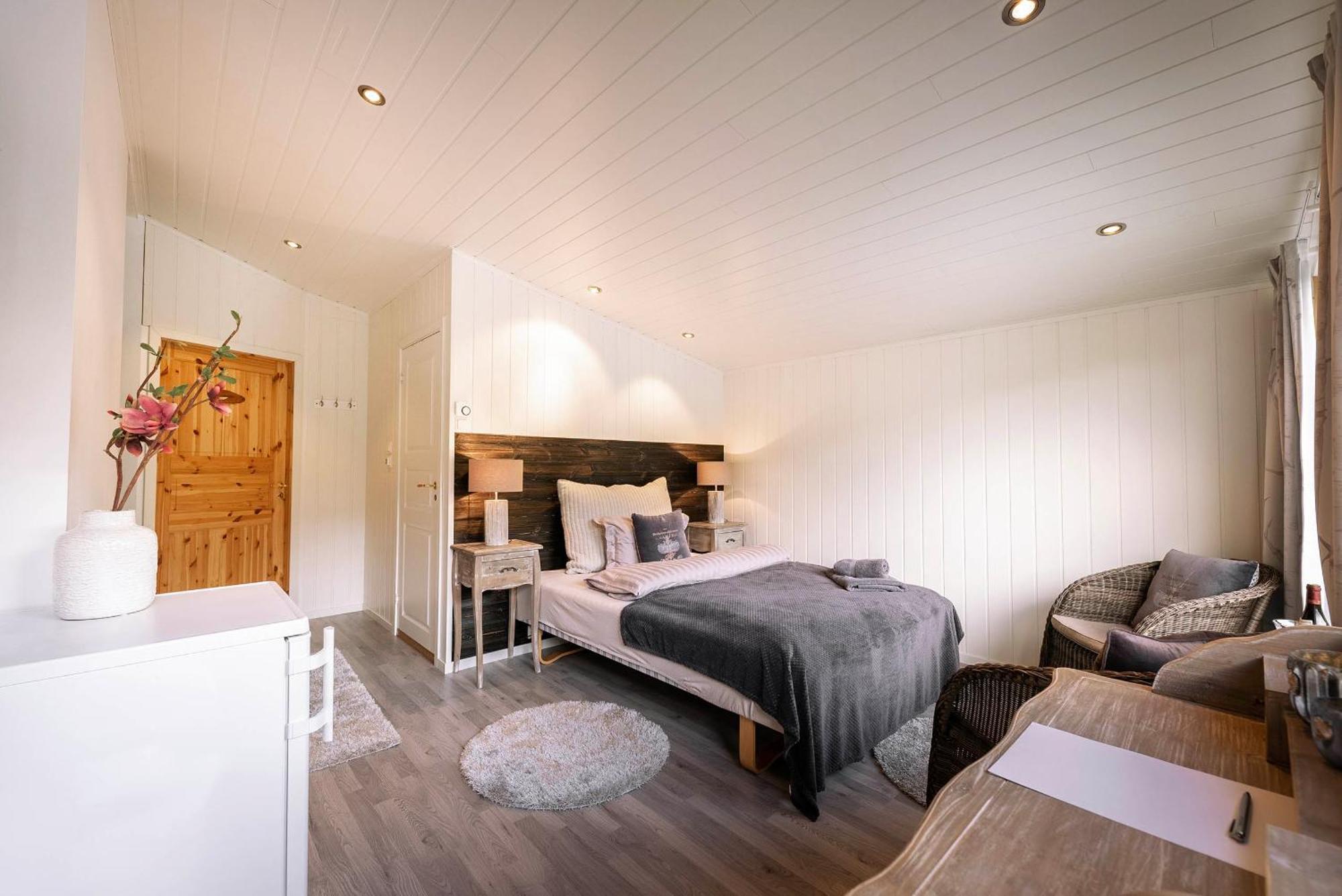 Reisa Lodge Storslett Room photo